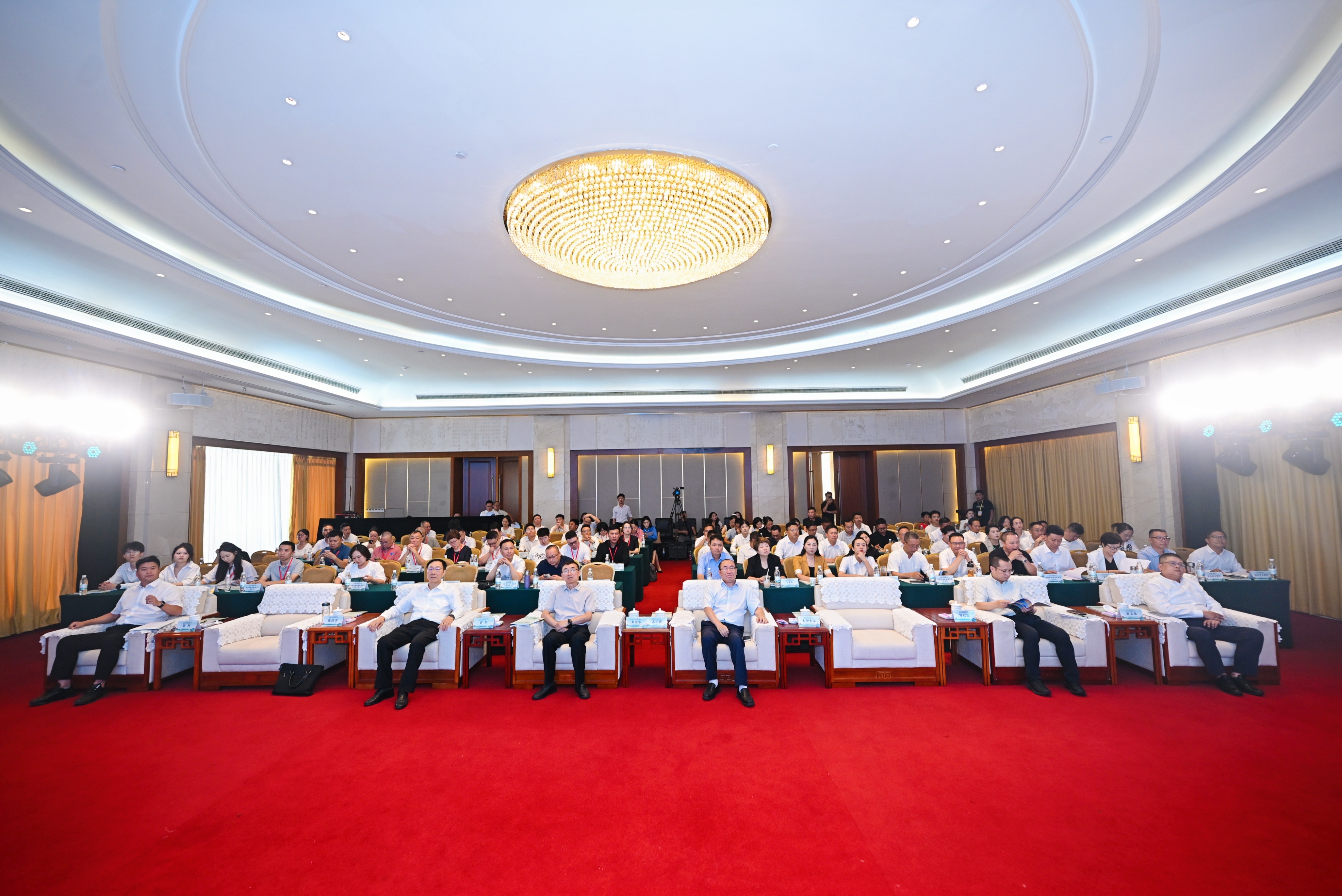 鉴正伟业（文商旅）赴凉山共绘文旅新图景 政企聚力打造文旅新蓝图