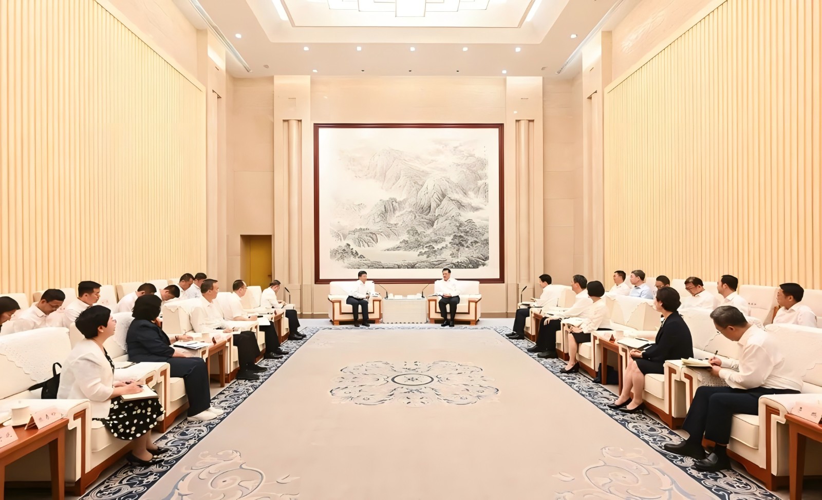 图片2压缩.jpg